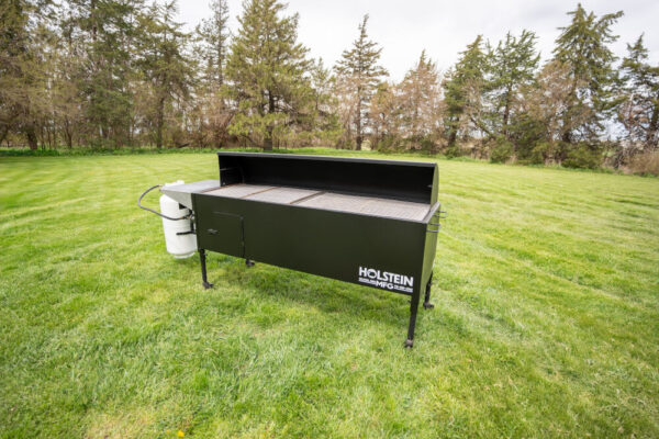 2472G w/ 1/2 hood (Professional/Country Club Gas Grill)