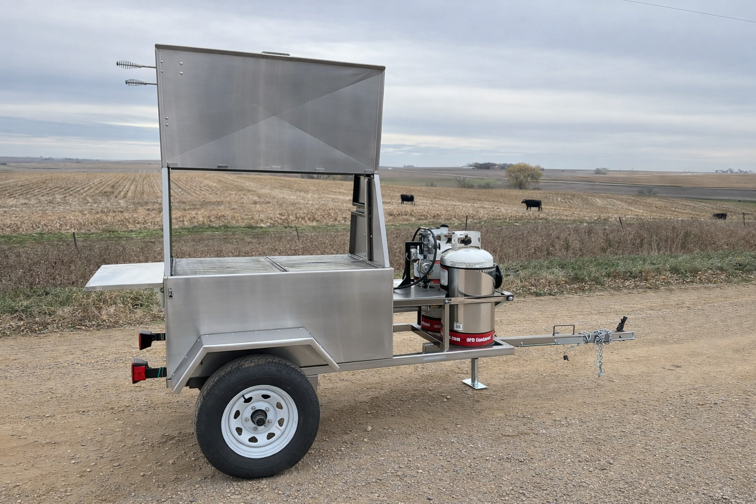 Model 4830GTSS Towable Gas Grill – Stainless