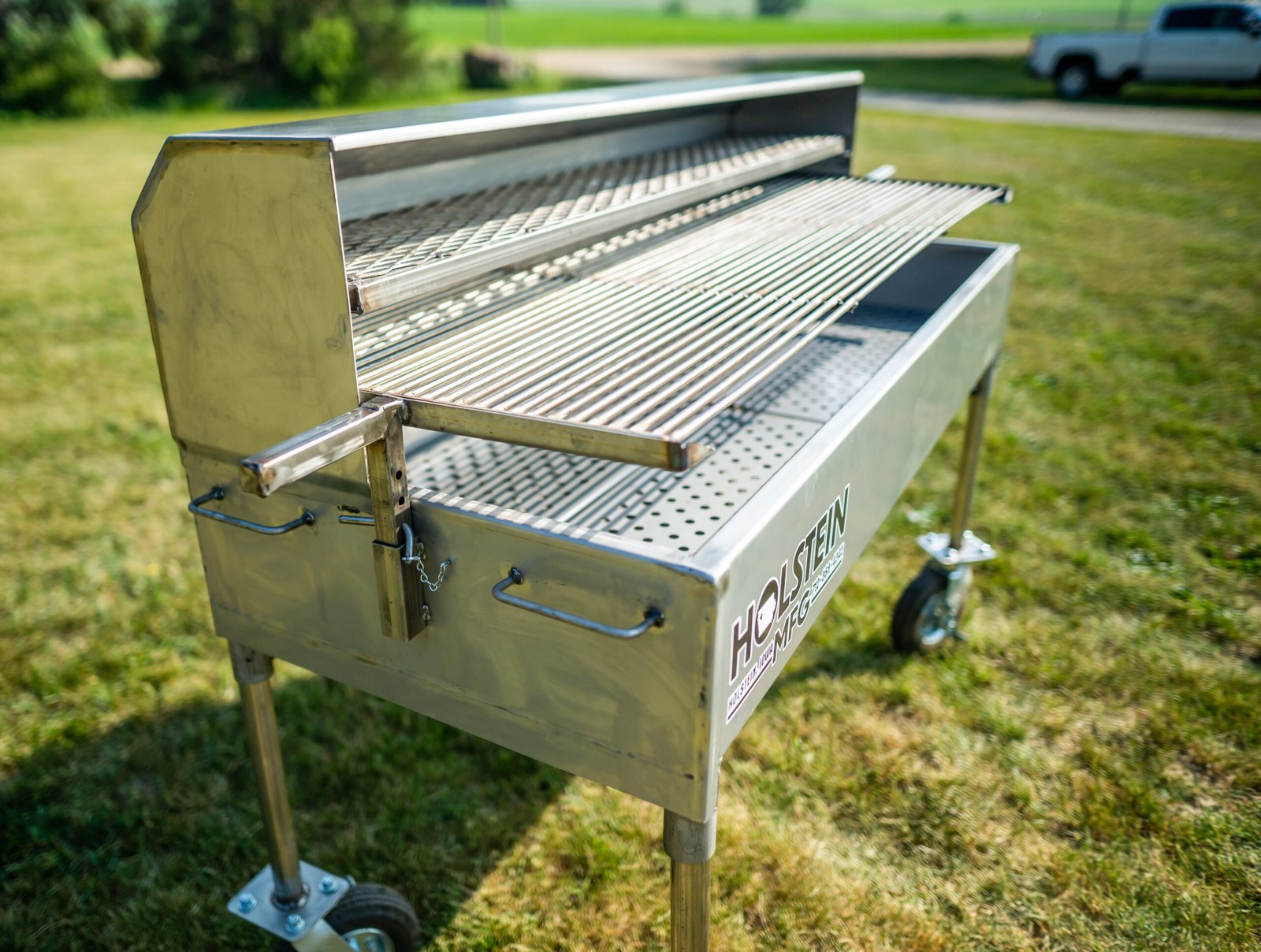 Model 2448CSS Professional Charcoal Grill – Stainless