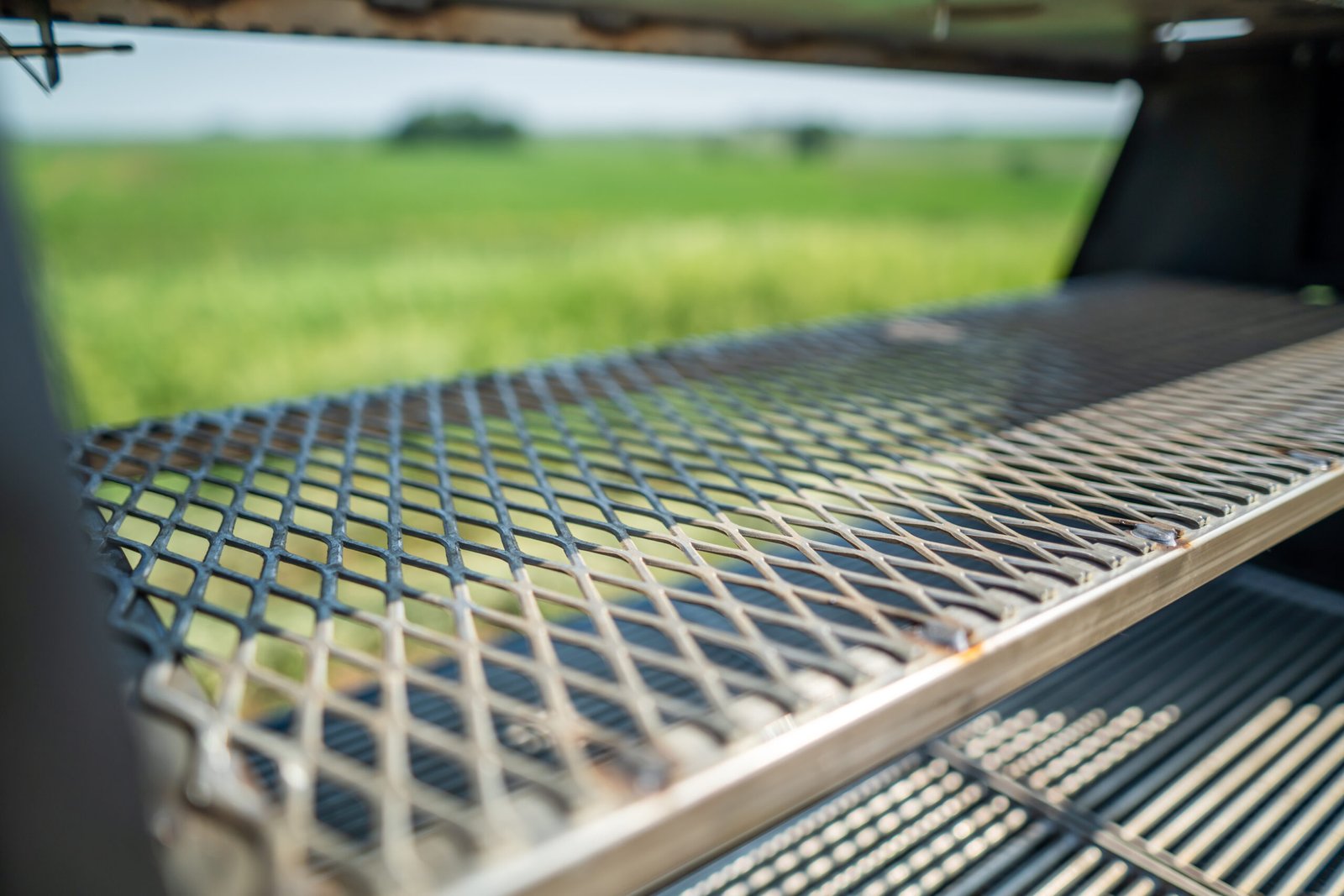 Model 4830CT Towable Charcoal Grill