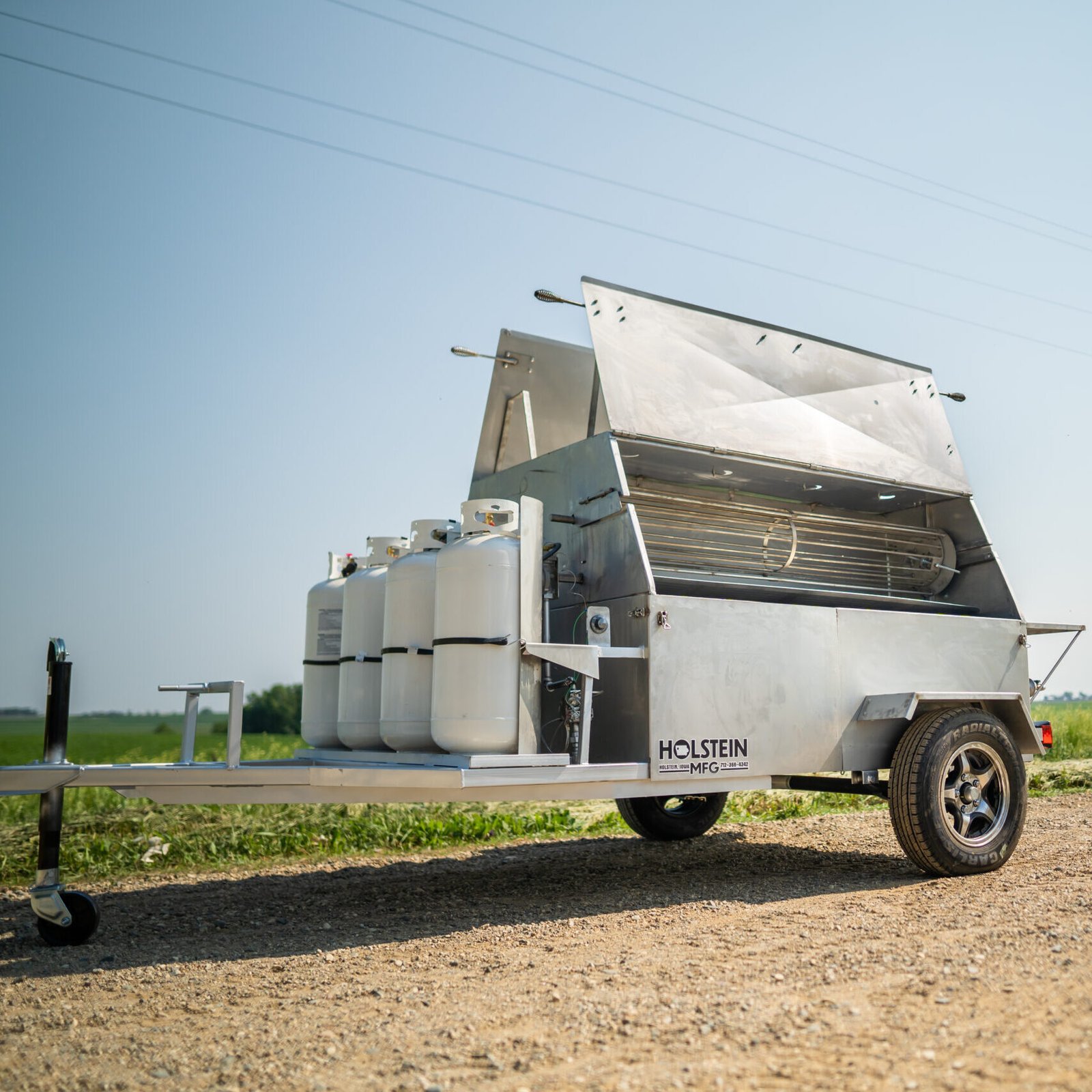 Model 7260CSS Towable Charcoal Grill – Stainless