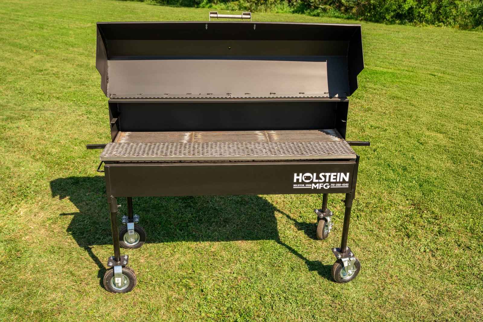Model 2448C Professional Charcoal Grill