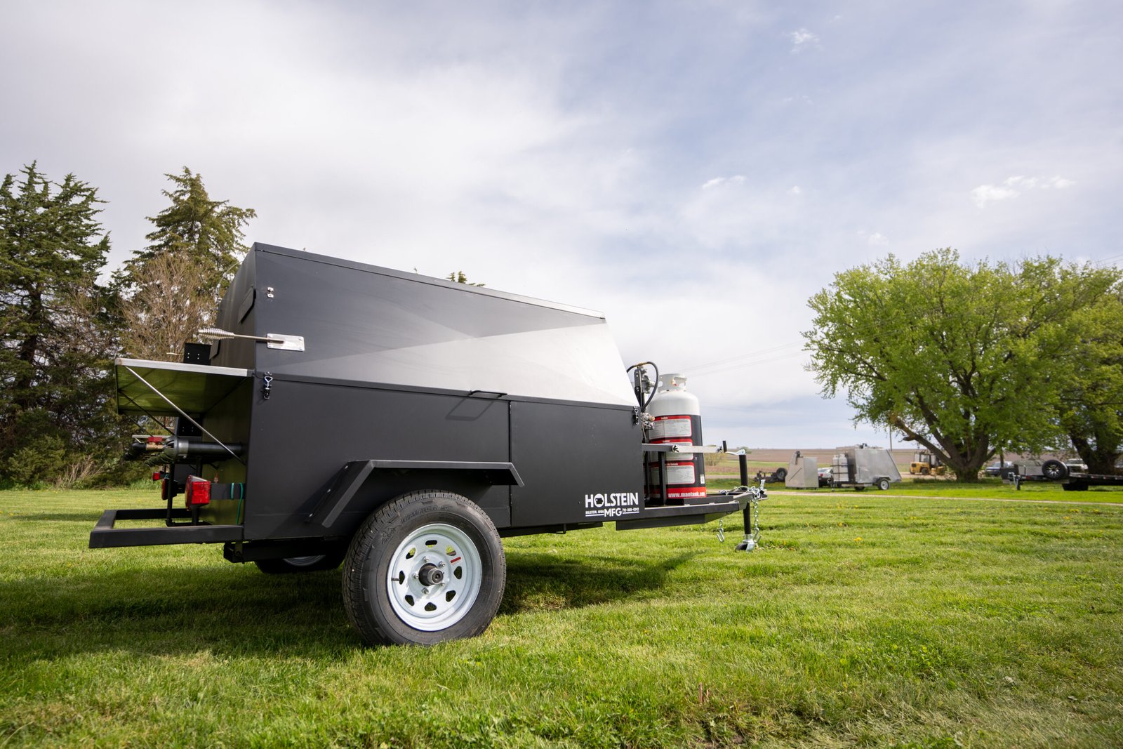 Model 7260G Towable Gas Grill