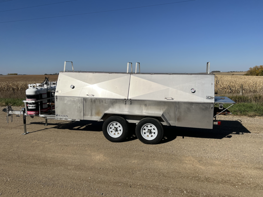 Model 1240CSS Towable Charcoal Grill – Stainless