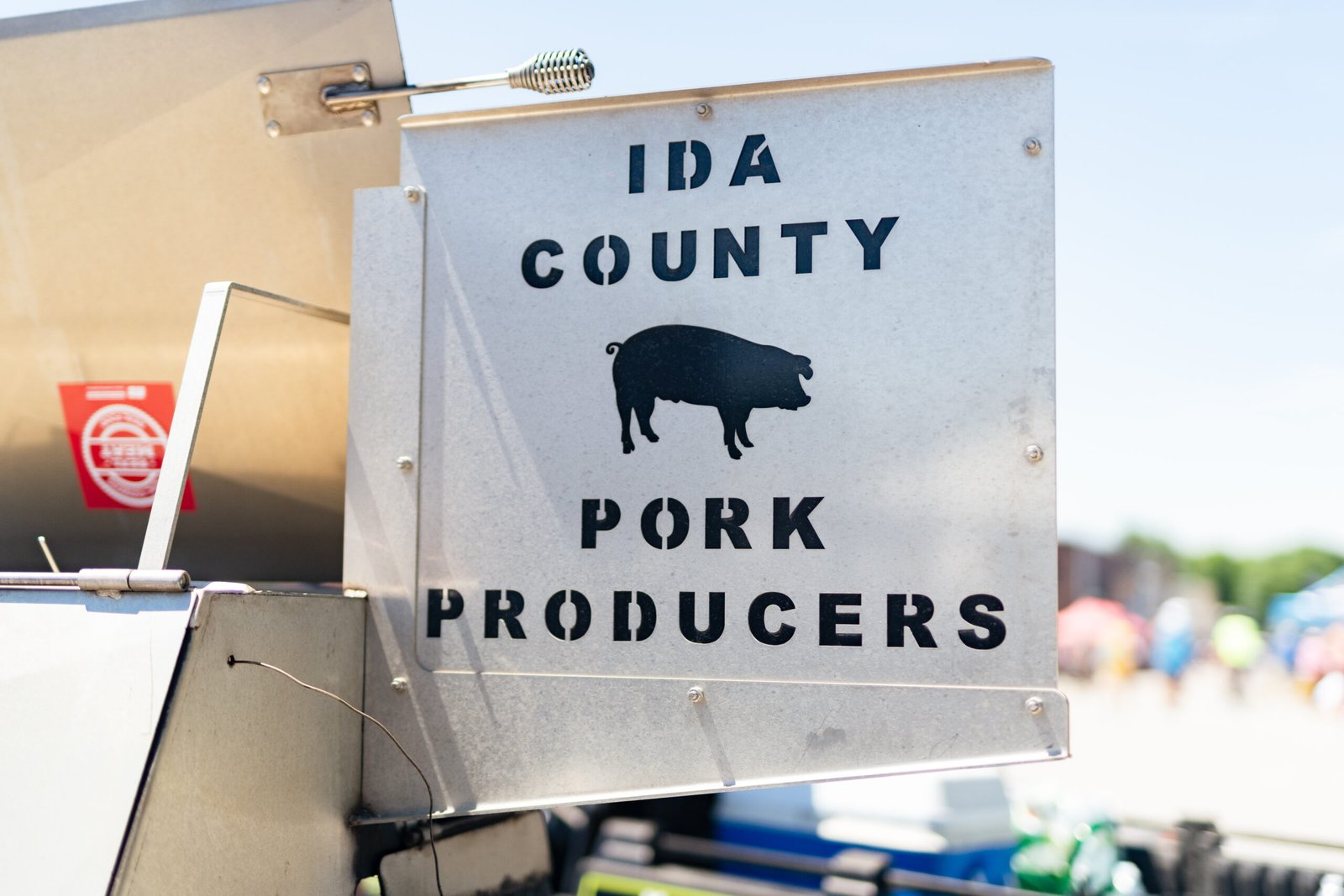 Model 7240G Towable Gas Grill