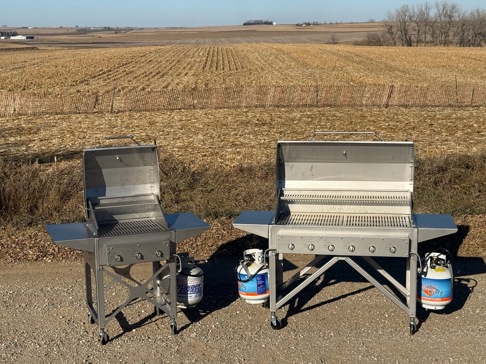 Signature Series: Model 4420GSS Gas Grill – Stainless