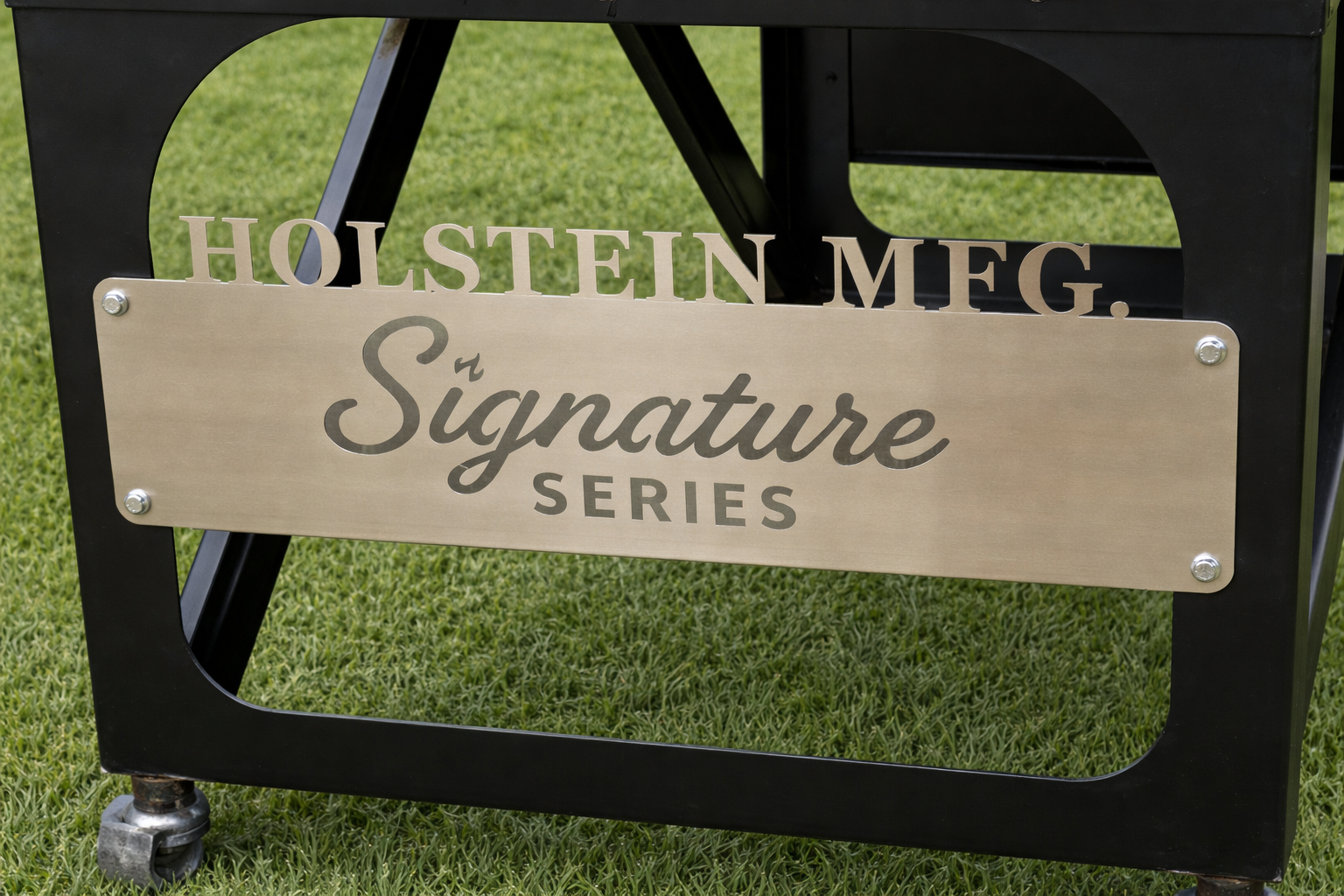 Signature Series: Model 2240G Gas Grill